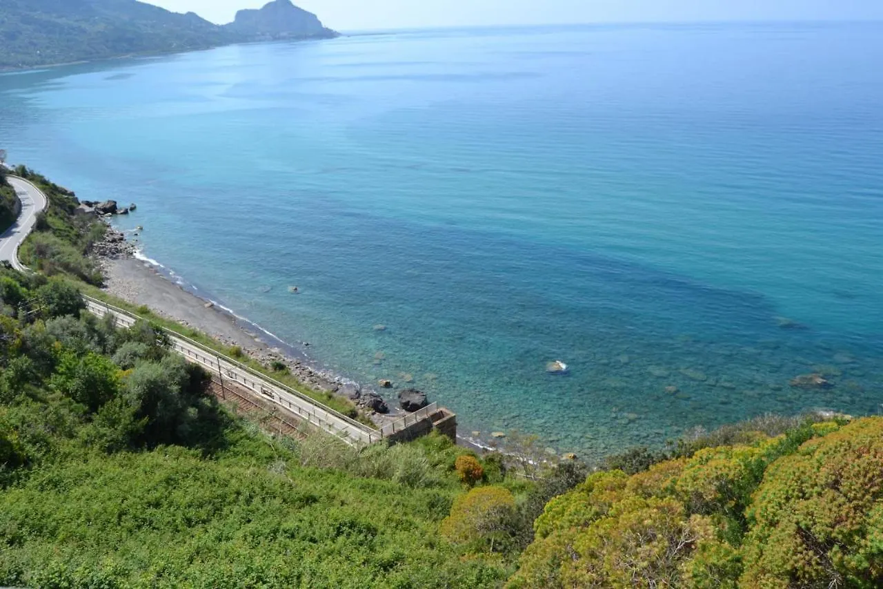 Four Season Winter Room Cefalu